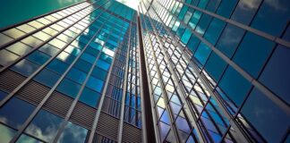 Która to jest elewacja frontowa?