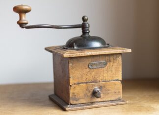 Co niszczy amortyzatory?