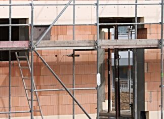 Czym ocieplić rurę?