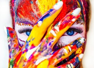 Jak ukryć rury pod sufitem?