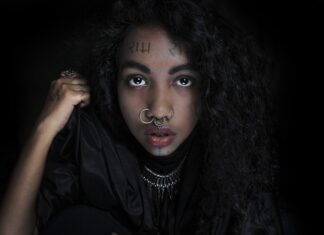 Jak podświetlić szafki?