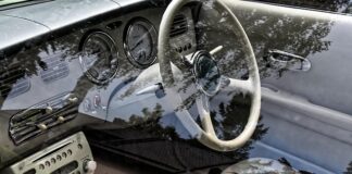 Ile pali Nissan Note 1.6 benzyna?